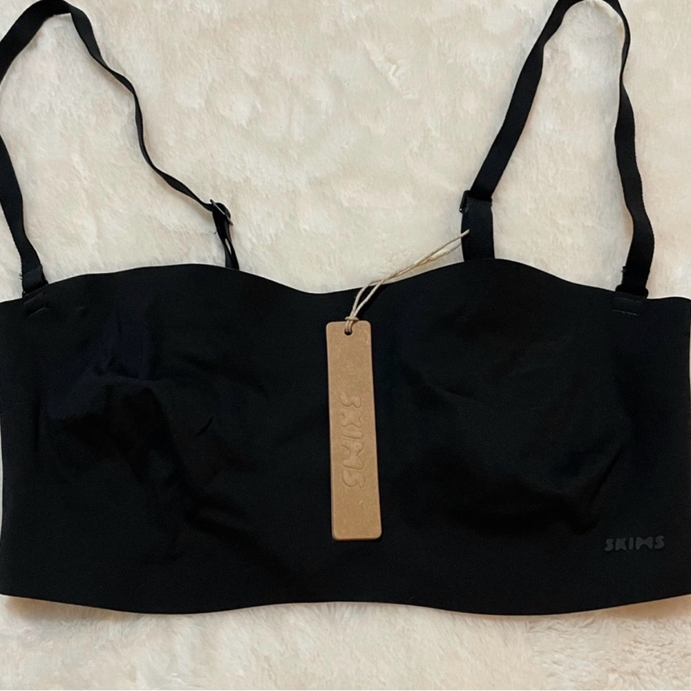 SKIMS Black for everybody onyx banded with removable straps Sz small